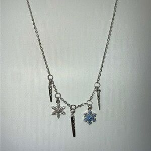 Elegant sterling Silver Snowflake Necklace ryze party frostbite fringe